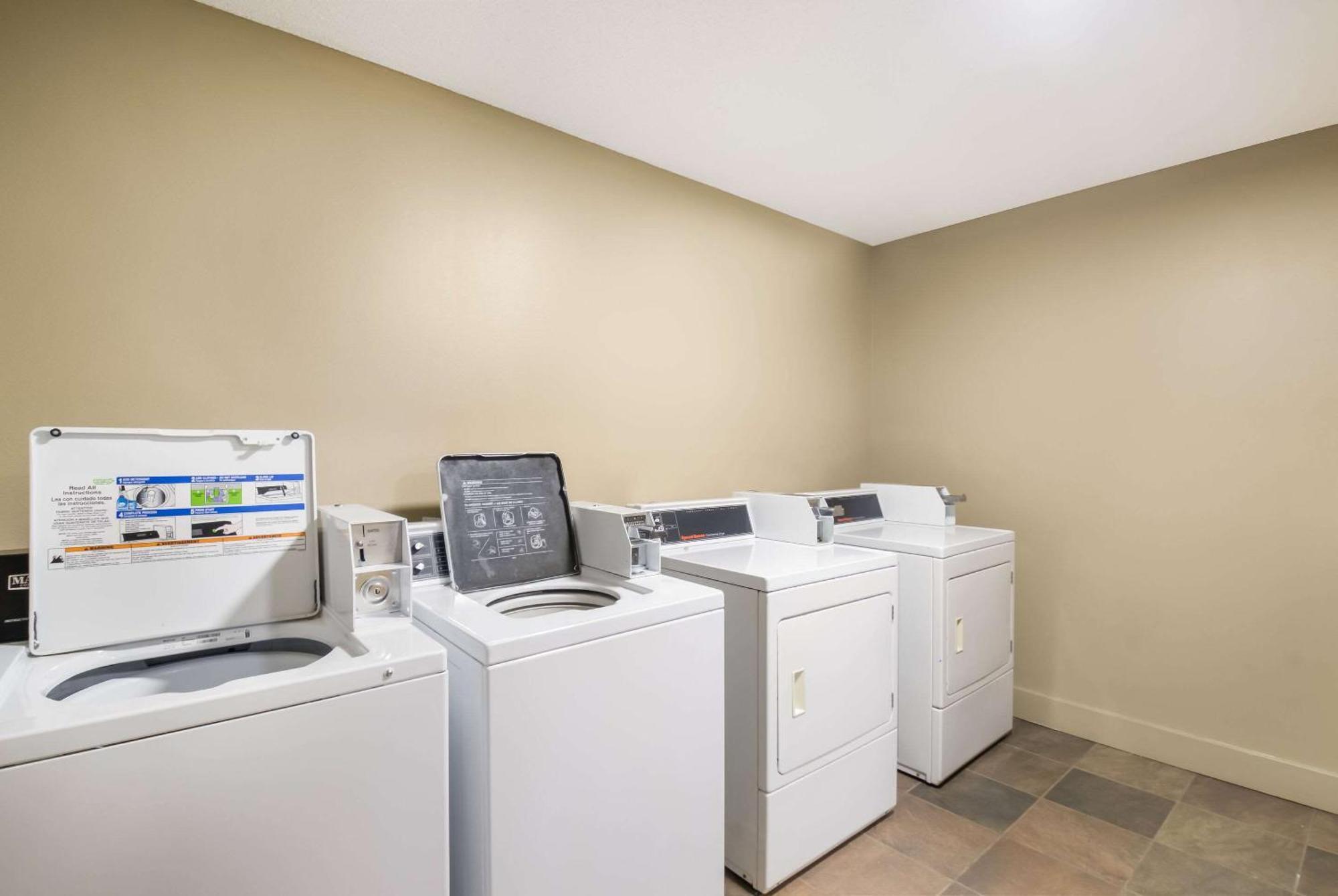 Quality Inn & Suites Steamboat Springs Extérieur photo